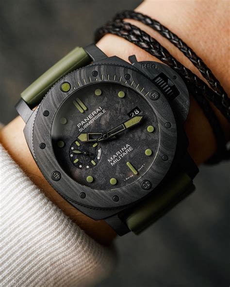 panerai marina militare power reserve|panerai marina militare carbotech.